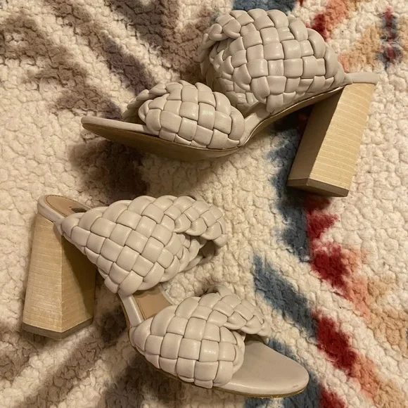 Steve Madden Twisted Bone Sandal - Picture 9 of 9